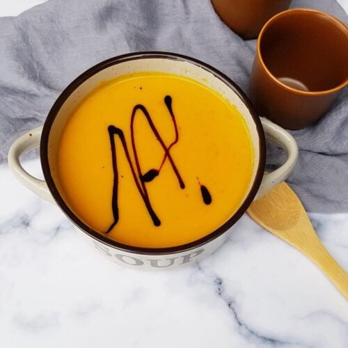 Hokkaido pumpkin and apple soup - Healthy pumpkin recipes, fresh pumpkin recipes