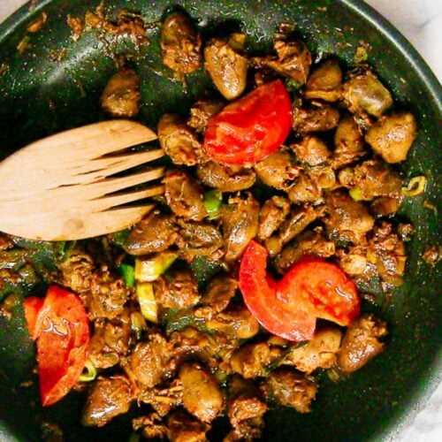 A picture showing fried chicken hearts.