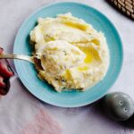 Instant Pot cauliflower mash served on a plate.
