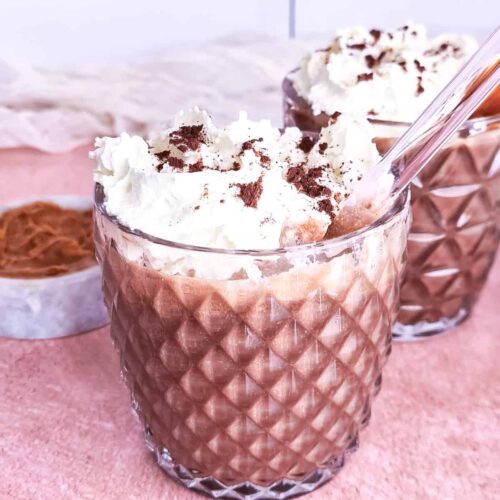 low carb and keto peanut butter smoothie served in glasses