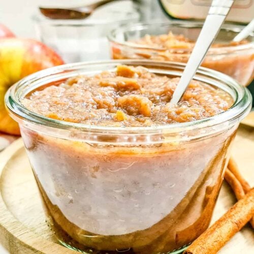 A bowl of sugarfree applesauce, made using the Instant Pot