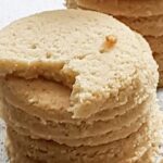 A picture of low carb almond flour shortbread cookies