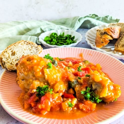 Slow cooker chicken cacciatora.