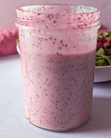 Creamy strawberry poppy seed dressing
